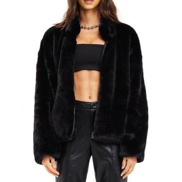 I am gia libra fur bomber - Picture 1 of 3